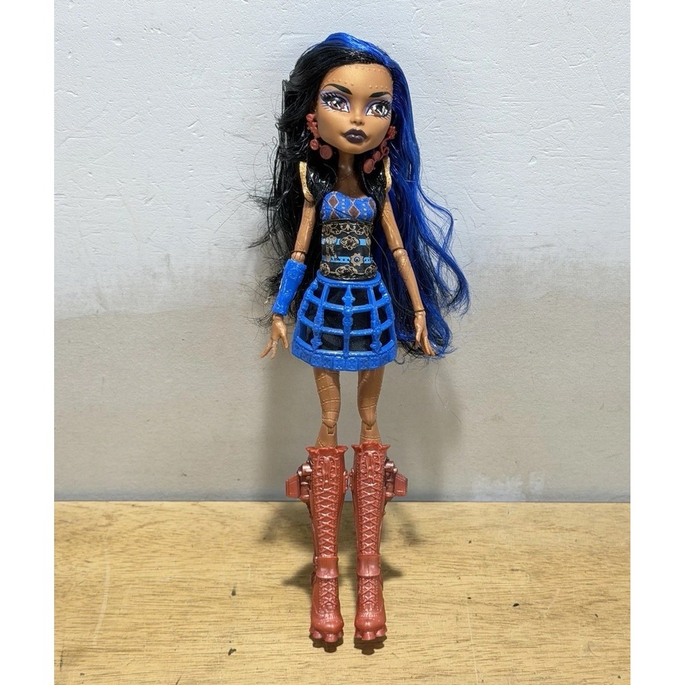 Monster High Robecca‎ Steam 2012 11in Doll Mattel G1 Signature Fashion Doll